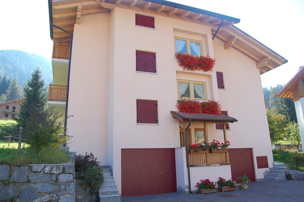 Appartamenti Welcome In Val Di Sole Casa Orti أوسانا المظهر الخارجي الصورة